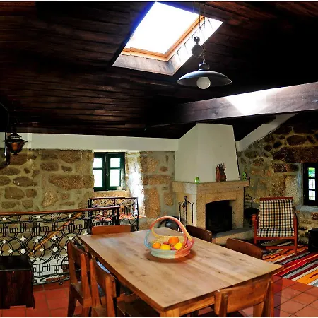 Casinha Da Horta Com Jacuzzi * Soajo
